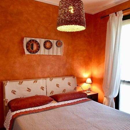 Holiday Apartment Albachiara Tavernola Bergamasca Bagian luar foto